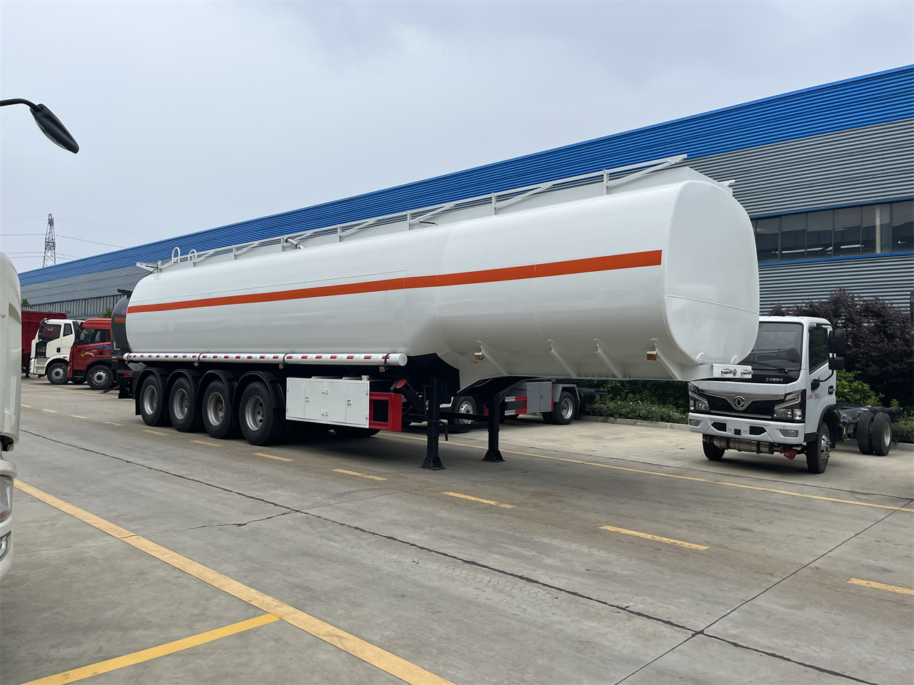 4axle fuel tank semi_trailer_for_Angola customer