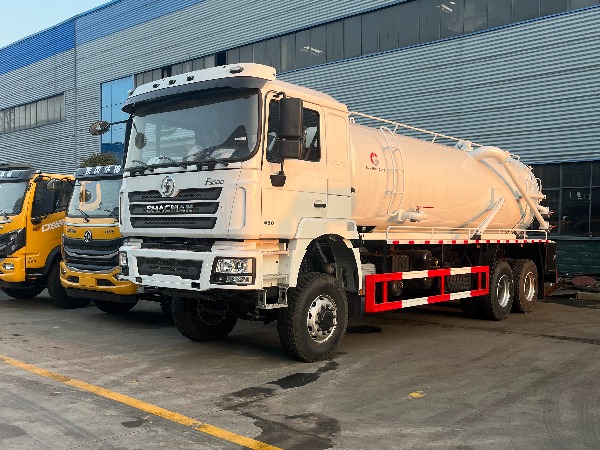 6x4 SHACMAN Vacuum Sewage Suction Truck